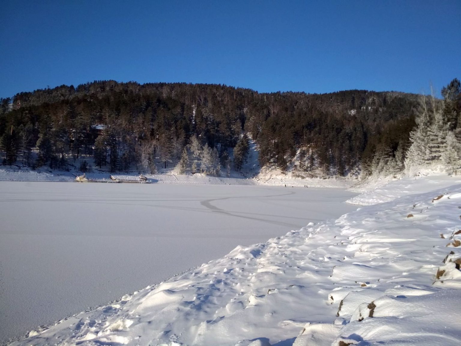 Красноярское море лед Шумиха